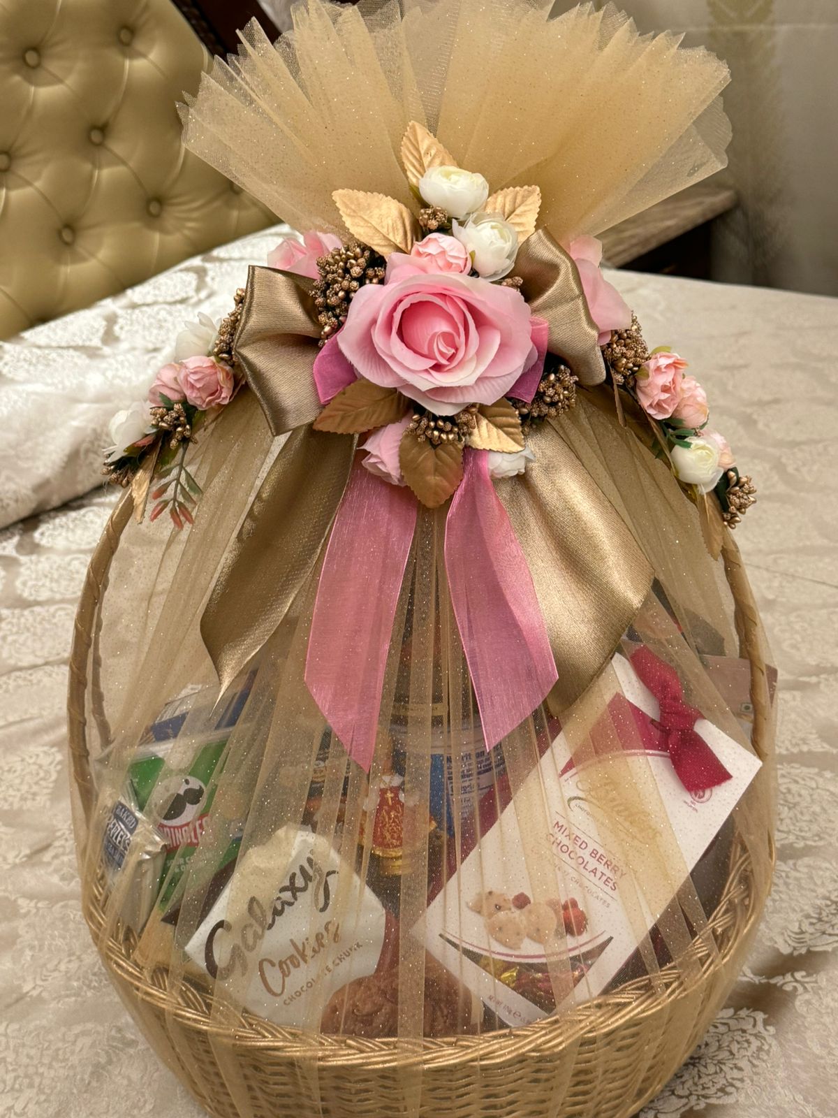 Custom Hamper by Magikbox