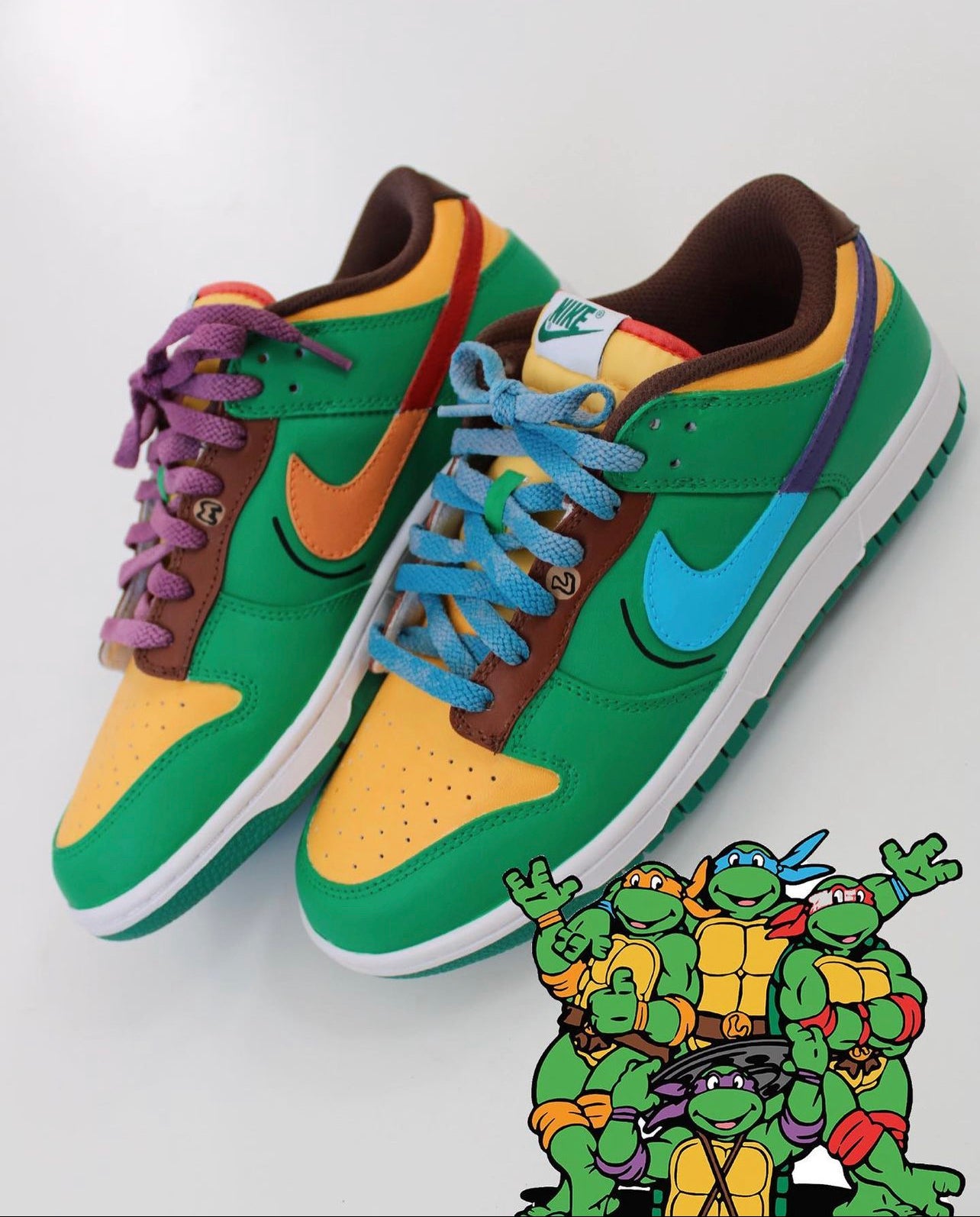 Custom Teenage Ninjaturtle Dunks