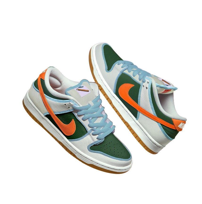 Christmas Vacation - SB Dunk Low